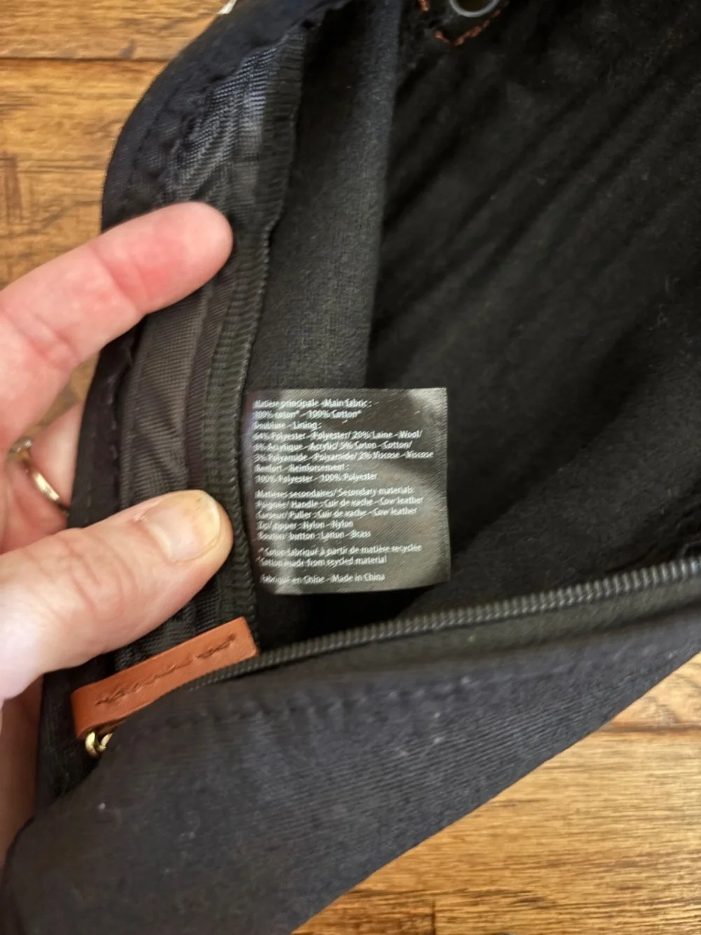 Moët‎ & Chandon Black Champagne Isotherm Suit Insulated Cool Jacket Bottle Cover